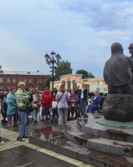 Сотрудник ТГОМ провел экскурсию по городу Твери для людей с инвалидностью