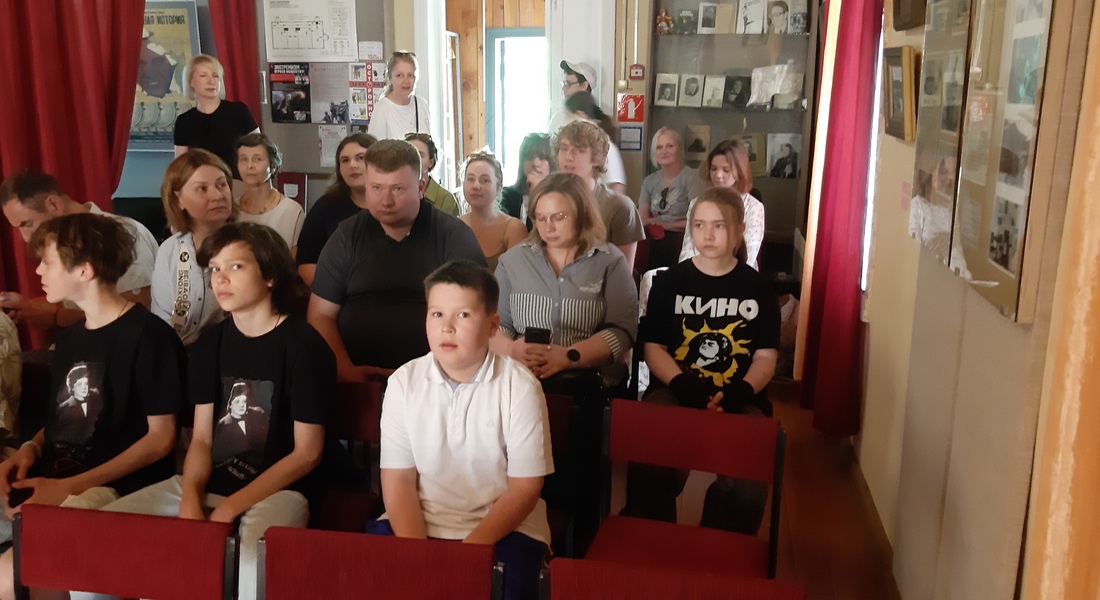 Ученики и преподаватели музыкальной школы посетили Музей С. Я. Лемешева Ученики и преподаватели музыкальной школы посетили Музей С. Я. Лемешева