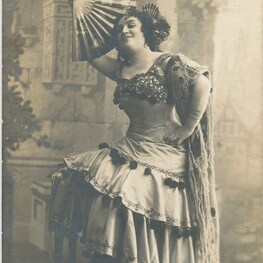 Фотооткрытка. Е.В. Стефанович в роли Кармен. Издание К. А. Фишера.